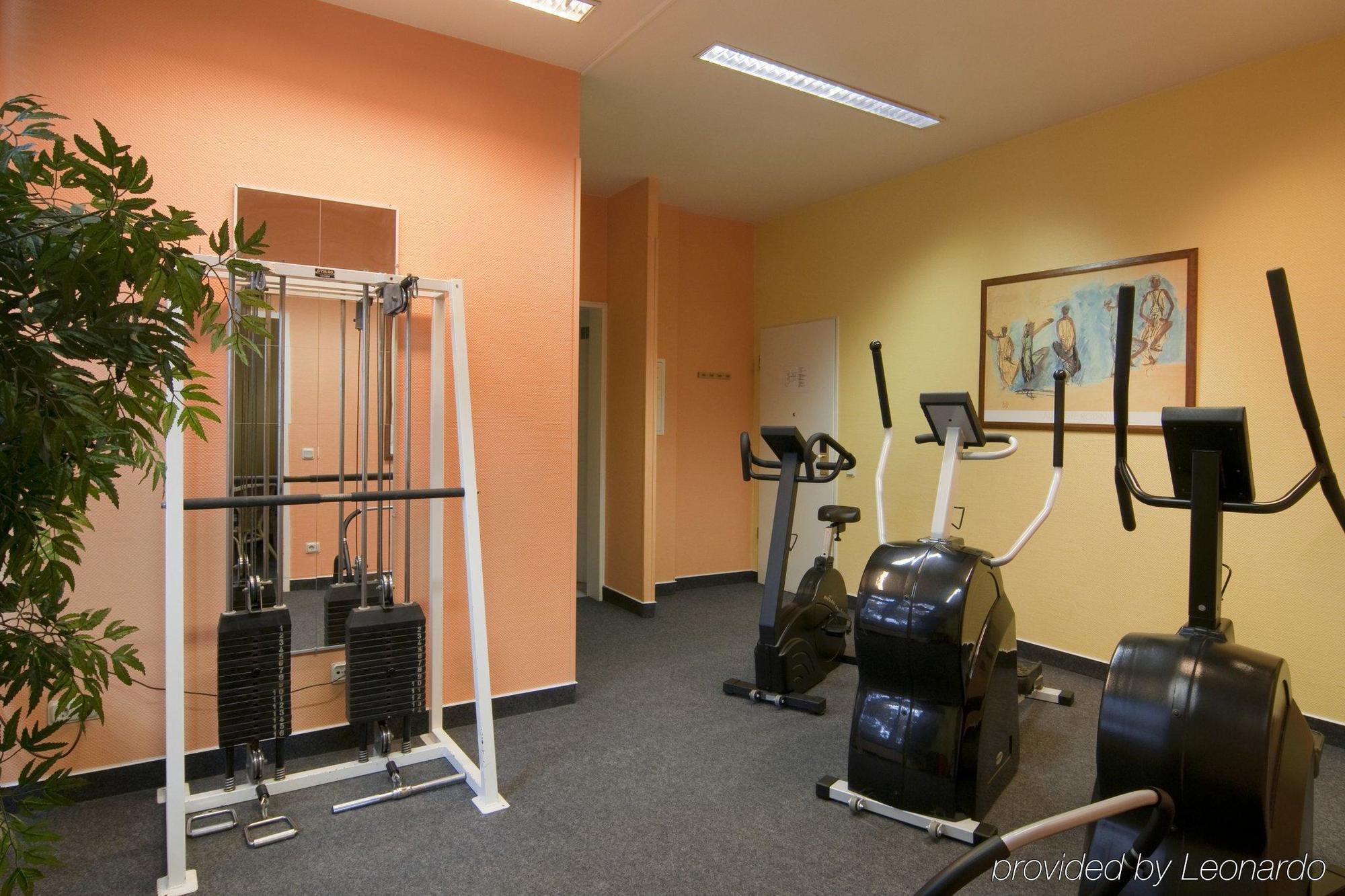 Four Essen City Centre Facilities photo
